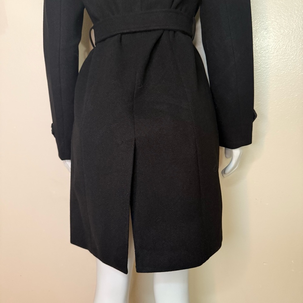 Black removable faux fur on collar belted pea coat - Picture 8 of 9